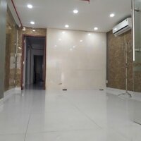 Cho thuê  tòa nhà mặt tiền 372 Lê quang định, P 11, Bình Thạnh Dt: 4x20, hầm 7 lầu, thang máy