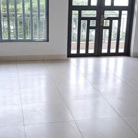 Cho Thuê Nhà Biệt Thự Cát Lái: 25 Triệu/450M2, 4 Phòng Ngủ 6Pt, Đường Nguyễn Thị Định