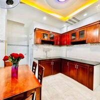 Hot! Siêu phẩm nhà tại Nguyễn Kiệm, phường 9, Phú Nhuận.Giá 4,4 tỷ/ DT 72,9m2(4x18,2m). SHR