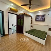 Bán Gấp Nhàmặt Tiềnbế Văn Cấm.quận 7 Giá Chỉ 3Tỷ990/60M2.Sổ Hồng Riêng.tiện Kinh Doanh Cho Thuê