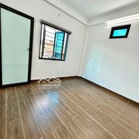 Bán Nhà Đẹp Phố Víp Ngọc Lâm, 7,9 Tỷ, 42M2, X 5 Tầng View Đẹp Khu Vực Dân Trí Cao