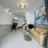 Xoay Vốn Cần Bán Nhà Phan Đình Phùng, Q. Phú Nhuận - 43,8M2 - 2Pn 2 Vệ Sinh- Liên Hệ: 0765539894