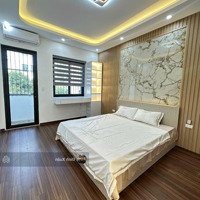 Bán Nhanh Căn Hộ Tập Thể Phố Nguyên Hồng, Nam Thành Công, 60M2, Giá Chỉ 3,5 Tỷ