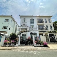 Villa Song Lập Phú Mỹ Hưng Quận 7 Xuất Ngoại Cần Chuyển Nhượng - Vị Trí Cách Hồ Bán Nguyệt 500M