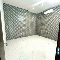 Bán Nhà Riêng Tại Đường Dương Bích Liên, Giá Tốt Chỉ 4,6 Tỷ, 100M2, 3 Phòng Ngủ 2Pt