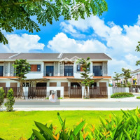 Hàng Ngộp Sun Casa Central Vsip 2 Bình Dương Nhà 2 Tầng View Công Viên 2,7 Tỷ/100M2 0945706508