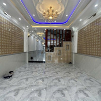 Định Cư Nước Ngoài Cần Bán Lại Nhà Liền Kề Dtsd 356M2 Trong Khu Five Star Eco City Giá Bán 5Ty 400 Triệu