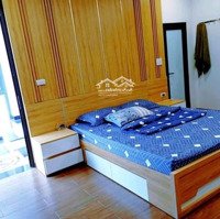 Bán Nhà Mặt Hồ Đầm Tròn Ngõ 135 Đội Cấn 30M2 7Tầng - Ô Tô Tránh - Vỉa Hè - Kinh Doanh - Giá Bán 15Tỷ.