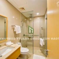 Căn hộ Ocean Suites 2 phòng ngủ tầng cao - C497