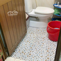 Bán Dãy Trọ 7 Phòng, 2 Tầng,Diện Tích136M2, Ngang 5M, Đường Xe Tải, Dĩ An, Bình Dương, Giá Bán 3.5 Tỷ