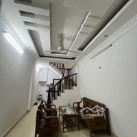 Bán Nhà Đẹp Đường Minh Khai - Giá Tốt Chỉ 5,5 Tỷ - 31M2, 5 Tầng, 3 Phòng Ngủ Liên Hệ: 0779548866