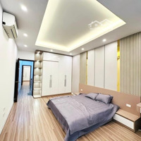 Bán Nhà Đường Nguyễn Trãi, Quận Thanh Xuân.hàng Xóm Royal City, Nhà 5 Tầng,44M2, 5 Phòng Ngủ