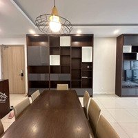 Căn Hộ 3 Phòng Ngủ- Giá Bán 53 Triệu - 130M2 - View Hồ Bơi - Lh Lavish Ngay: 0937769033