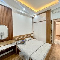 Cần Bán Căn Hộ Chung Cư Kingston Phú Nhuận, Diện Tích: 81M2, 2 Phòng Ngủ 2 Vệ Sinh Giá Bán 5,2 Tỷ, Ngân Hàng Hỗ Trợ Vay