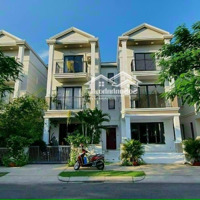 Bán Gấp Biệt Thự View Đẹp 140M2 17 Tỷ Tại Nine South Estates, Nhà Bè