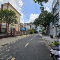 Bán Nhà Bình Chánh, 120M2 Có Tầng Hầm.