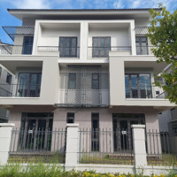 Bán Nhà Biệt Thự 3 Tầng Tại Centa Riverside, Chỉ Cần Hơn 3 Tỷ Quý Khách Hàng Đã Sở Hưu Bt 180M2