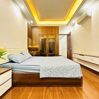 Siêu Hot - Nhà Cực Đẹp - Cầu Giấy - Lấy Đâu Ra Căn Thứ 2 - Nhỉnh 6 Tỷ - 5 Tầng - Công Năng Tốt !