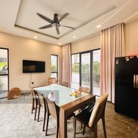 Cần Bán Gấp Biệt Thự Song Lập Swanbay Zone 8 Full Nội Thất 3Pn/200M2 Giá Chỉ 14,5Tỷ 0945 706 508