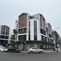 Tôi Cần Bán Shophouse Phố Biển Áp Góc 85M2 Giá Bán 11 Tỷ, Mặt Tiền 5M, Hỗ Trợ Vay Nh 70%. Liên Hệ: 0989094842