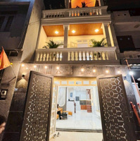 Nhà 2 Lầu 2 Mặt Tiền Trước Sau Nội Thất Cao Cấp Khu Vip Gần Cầu An Lộc - Gò Vấp. Diện Tích: . 4.7M X 11M. Vip