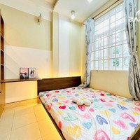 Giữa Tháng 11 Trống Phòng Studio Quận 2