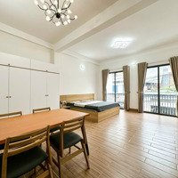 Thuê Ngay Phòng Studio 30M2 Đầy Đủ Nội Thất, Balcon, Cửa Sổ - Đường Trường Sa, Bình Thạnh