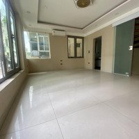 Cho Thuê Nhà 35M2 X 5 Tầng Trung Tâm Hai Bà Trưng Đường Bạch Mai