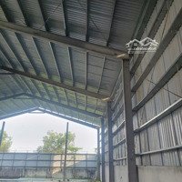 Cho Thuê Kho Xưởng 1/ Đg Nguyễn Văn Bứa, Hóc Môn Diện Tích : 1400 M2 Xưởng 1000M2 Giá 50 Triệu