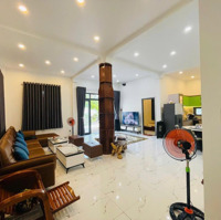 Biệt Thự Villa Phường Tân An Tdm, 5 Phòng Ngủ 4 Vệ Sinh2 Phòng Xông Hơi,1 Nhà Gỗ, Hồ Bơi. Đầy Đủ Tiện Nghi, Vip