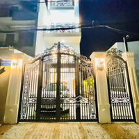 Chủ Cần Bán Nhà Mới Tinh Ngay Chợ Hiệp Bình Phạm Văn Đồng 4 Tầng Lâudiện Tích6Mx19.5M Sổ Hồng Hoàn Công