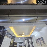 Nhà Phố Vĩnh Hưng Mới Kinhkoong 48M, 5 Tầng, Giá Bán 5,7 Tỷ Ngõ Nông Ô Tô 5 Chỗ Vào Cửa, Full Nội Thất.