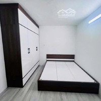 Trung Tâm Cầu Giấy Căn Hộ 65M - 2 Ngủ - Ô Tô Tải Đỗ Cửa, Giá Hơn 2 Tỷ