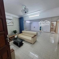 Bán Nhà Tập Thể Tầng 1 Tại Phố Chùa Quỳnh, 3,25 Tỷ, 70M2, 2 Pn, Pháp Lý Đầy Đủ