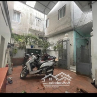 8.6 Tỷ/74M2/6.9 Mt/3 Tầng/Lô Góc/ Phú Viên/Bồ Đề