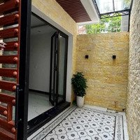 Bán Nhà 37 Phố Đại Đồng Vĩnh Hưng Hoàng Mai . Diện Tích: 40M X5T Có Sân Cổng Riêng Ngay Cạnh Bãi Xe Ô Tô