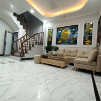 Bán Nhà 37 Phố Đại Đồng Vĩnh Hưng Hoàng Mai . Diện Tích: 40M X5T Có Sân Cổng Riêng Ngay Cạnh Bãi Xe Ô Tô