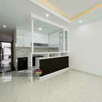 Bán Nhà Mặt Phố Chùa Bộc, Giá Cực Chất 29 Tỷ, 56M2, 5 Tầng, Pháp Lý Đầy Đủ