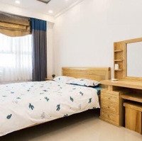 Chính Chủ [ Bán ] 2 Phòng Ngủ 1 Vệ Sinh Giá Bán 3,5 Tỷ Full Nội Thất Đẹp Hơn Hình, The Botanica Phổ Quang