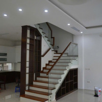 Cho Thuê Nhà Biệt Thự Ở Anh Đào Giá Chỉ 35 Triệu, Diện Tích 170M2