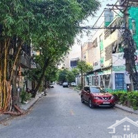 Bán Nhà Biệt Thự Đẹp Tại Văn Khê - Giá Chỉ 13T,Diện Tích55M2,Phân Lô, Ô Tô Tránh , Vỉa Hè , Kinh Doanh