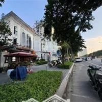 Chính Chủ Bán Biệt Thự Embassy Garden Mặt Đường Xuân Tảo 226M2 Mặt Tiền 11,5M. Đang Cho Thuê Nhà.