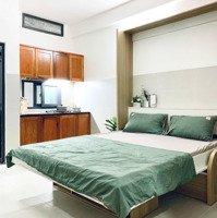 Bancon Cực Rộng Với Căn Duplex Thoáng Mát