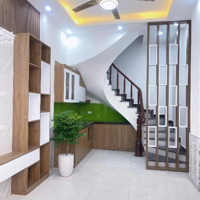 Căn Nhà Có 1 - 0 - 2 Ô Cáchdiện Tích23M2 5 Tầng Giá Bán 3.9Tỷ