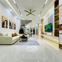 Bán Nhà Đường Đồng Nai - Quận 10 Giá Bán Gấp Chỉ 4,2 Tỷ Cho 63.6M2, Hẻm Xe Hơi Shr