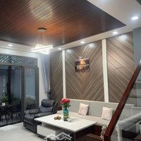 Bán Nhanh Biệt Thự Tấn Trường 9X17 Ngay Gần Phú Mỹ Hưng