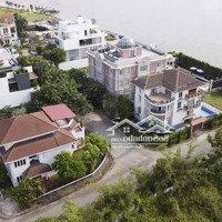 Bán Biệt Thự Khu Compound Nguyễn Văn Hưởng View Sông, Thảo Điền, Q.2,Diện Tích550M2 Có Hồ Bơi