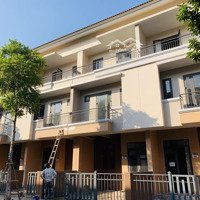 Căn Liền Kề Góc Đẹp Nhất Tại Centa City Mặt Công Viên