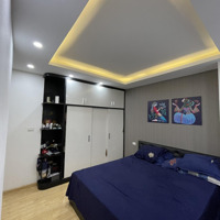 Chính Chủ Bán Căn 2 Ngủ 60M2 60B Nguyễn Huy Tưởng. Ban Công Đông Nam, Đủ Nội Thất, Sổ Đỏ. 4 Tỷ