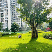 Bán Gấp 2 Phòng Ngủ+ 69M2, View Hồ Bơi, Full Nội Thất Đẹp, Giá Chỉ 3.27 Tỷ, Origami Vinhomes Grand Park